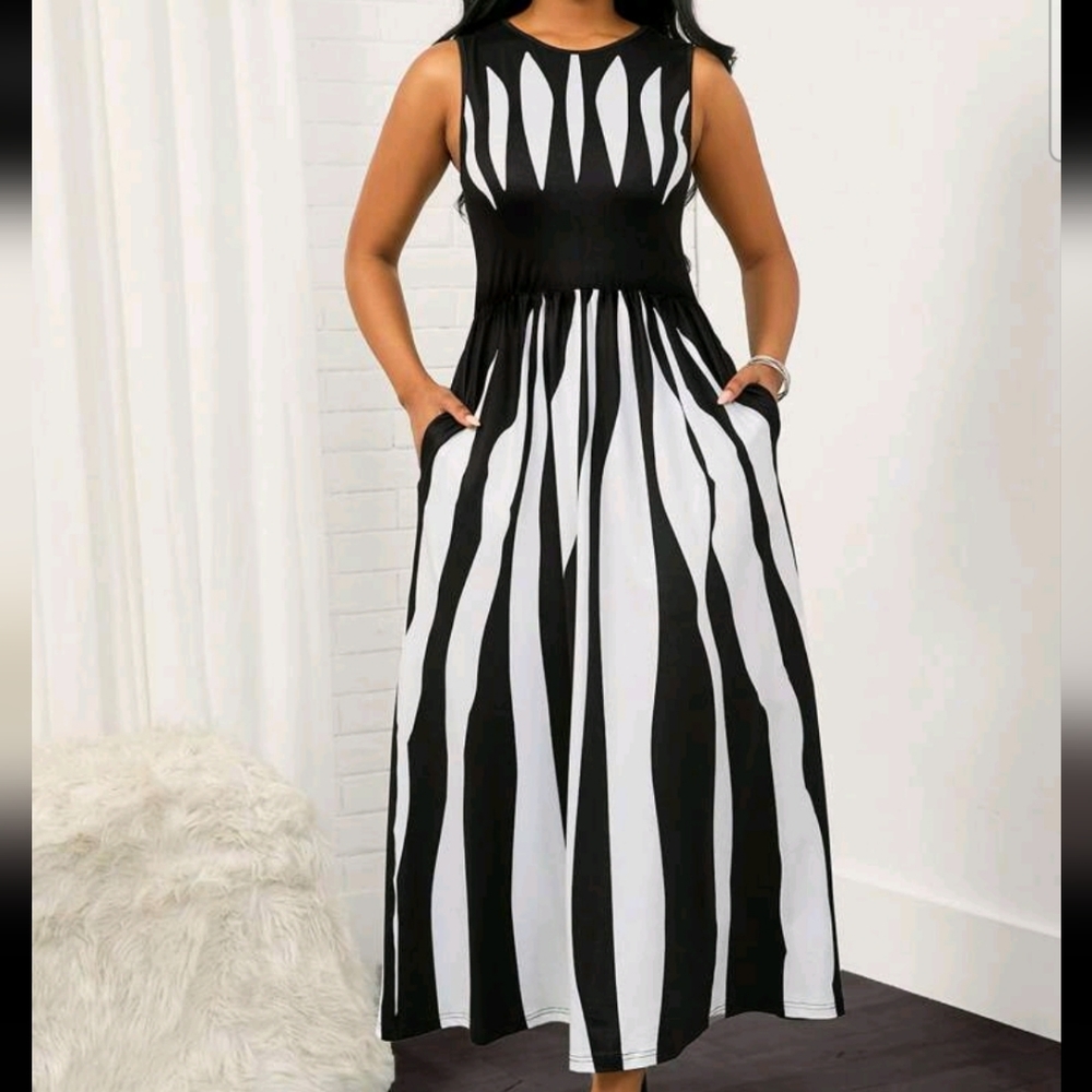 Elegant Color Block Two Tone Pocket Dress Black White